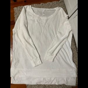 Zenana Outfitters soft Waffle Knit Sweater size Large